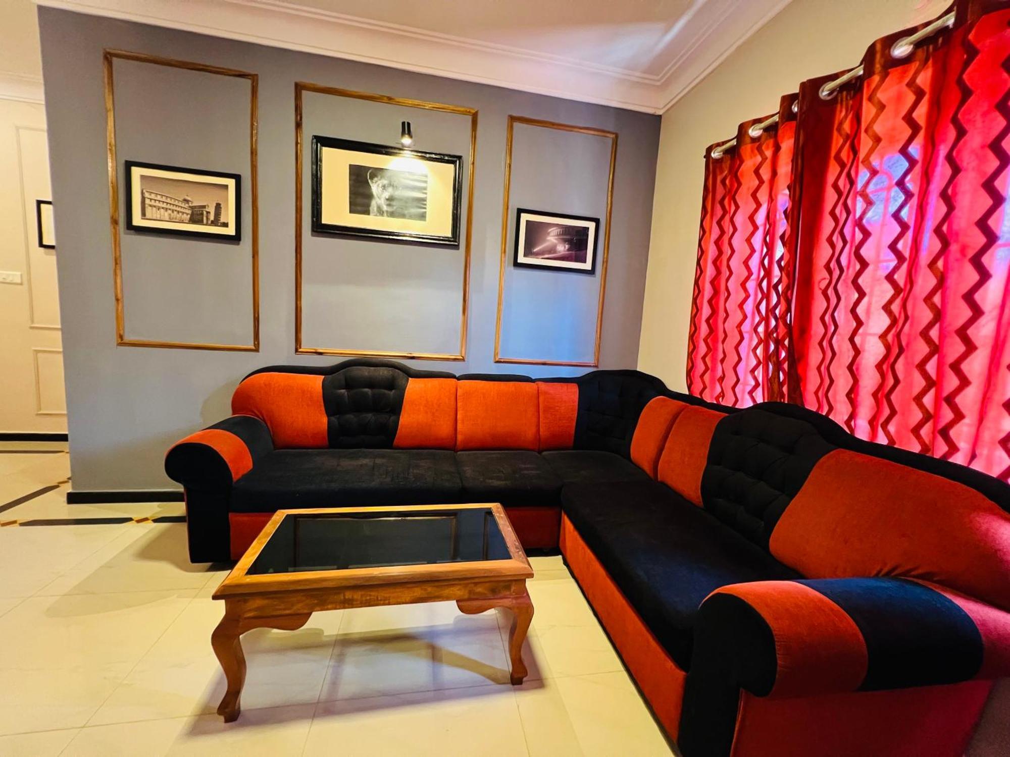 Ganga'S Sri Balaji Cottage Udagamandalam Exterior photo
